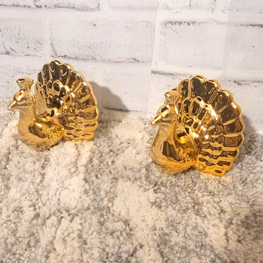 2 peacocks gold ceramic figures